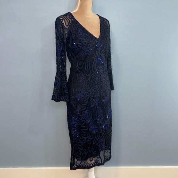 JS Collections Blue Lace Bell Sleeve Women’s Cocktail Dress Size 8 - Picture 5 of 15